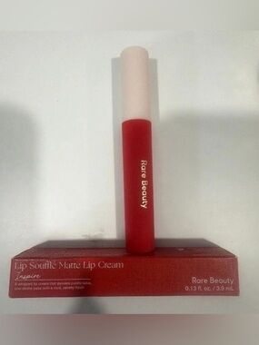 Rare Beauty Lip soufflé cream Inspire